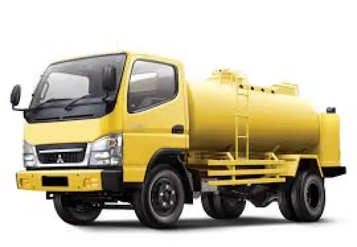 SEDOT WC SAMPAI HABIS di Tugu Semarang